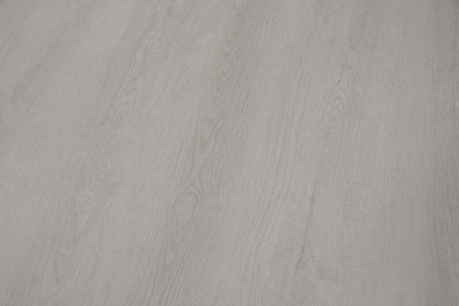 OUTLET Korkkivinyylilattia Wicanders Snow Oak