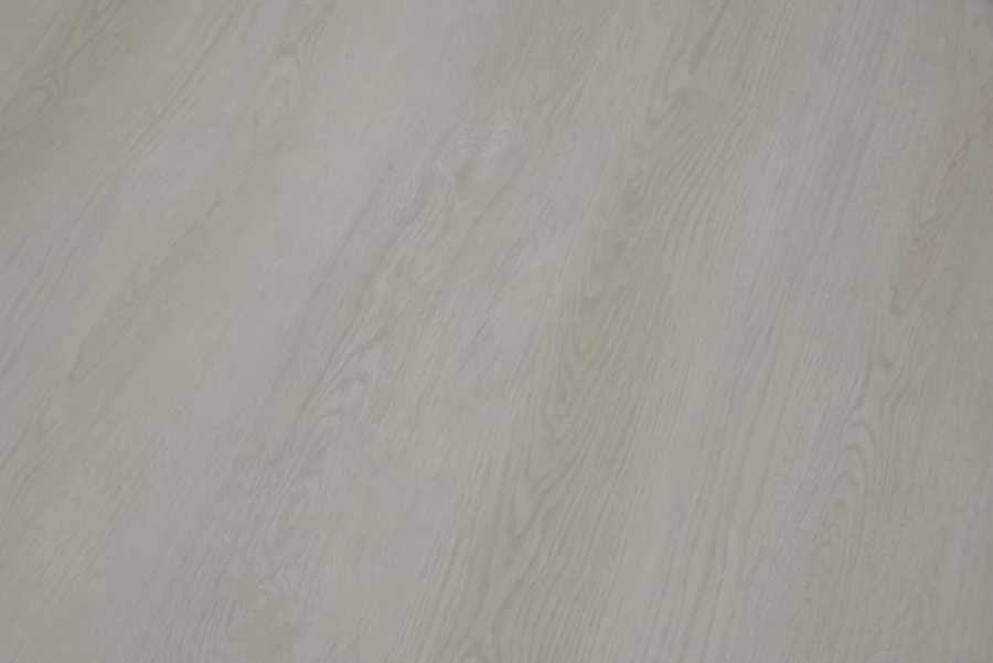 OUTLET Korkkivinyylilattia Wicanders Snow Oak